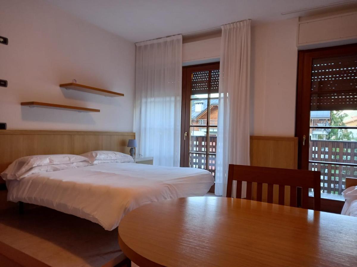 Residence Biancaneve อาปริกา ภายนอก รูปภาพ