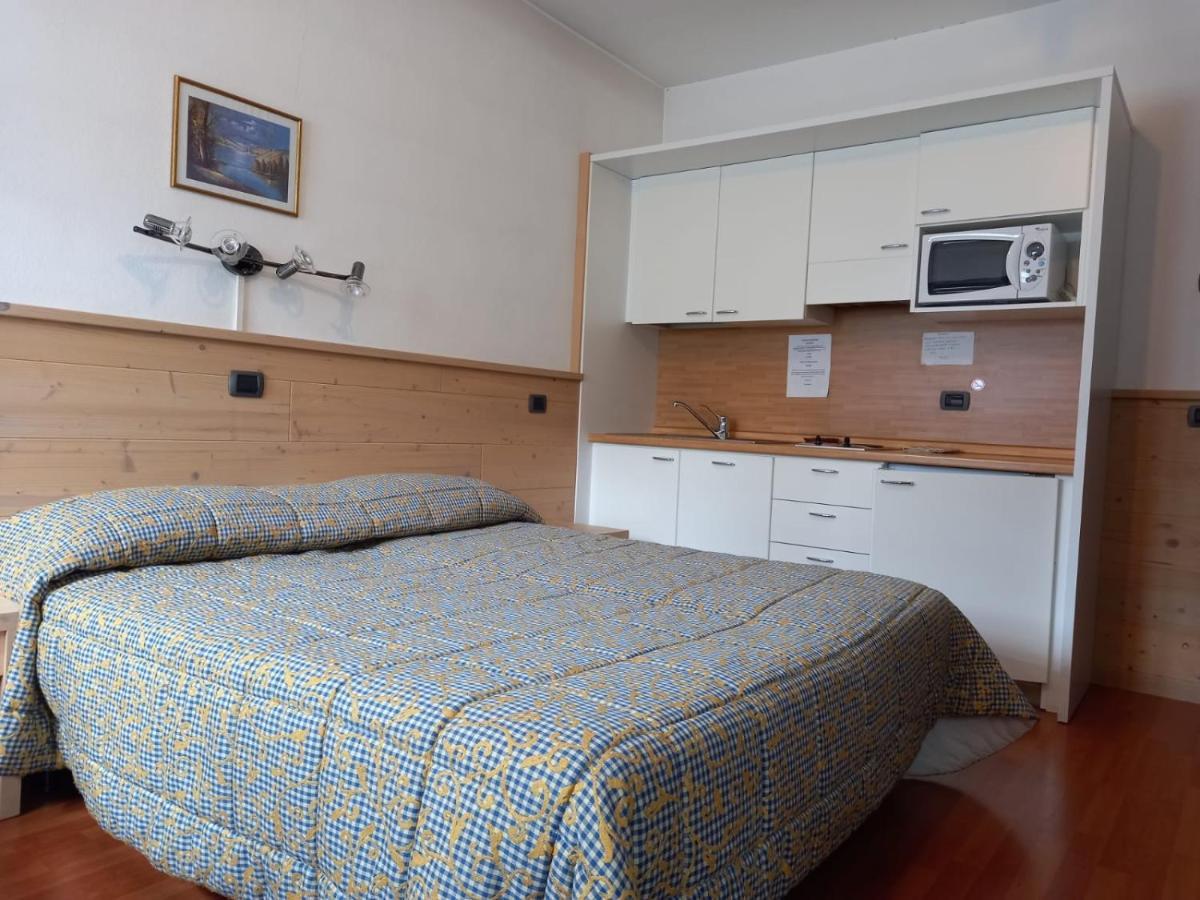 Residence Biancaneve อาปริกา ภายนอก รูปภาพ