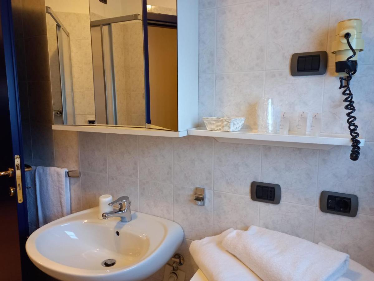Residence Biancaneve อาปริกา ภายนอก รูปภาพ